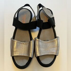 Bernie Mev Violet Sandals EU 38 (US 7-7.5)